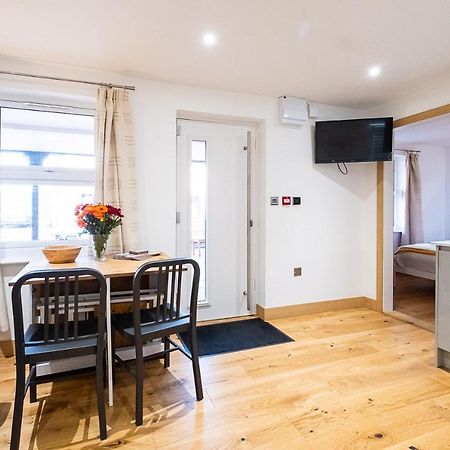 Three Tuns Apartments - Sycamore Pettistree Εξωτερικό φωτογραφία